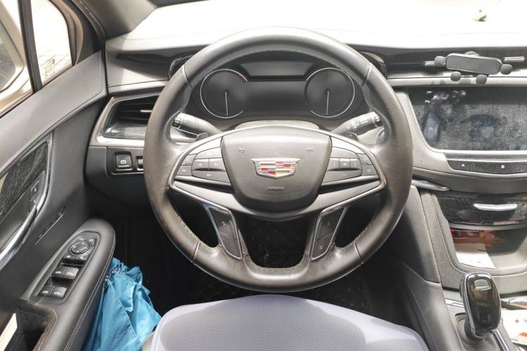 Used Cadillac XT5 2020 Revised Version 28T Luxury Edition Steering Wheel