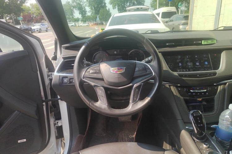 Used Cadillac XT5 2020 Revised Version 28T Luxury Edition Steering Wheel