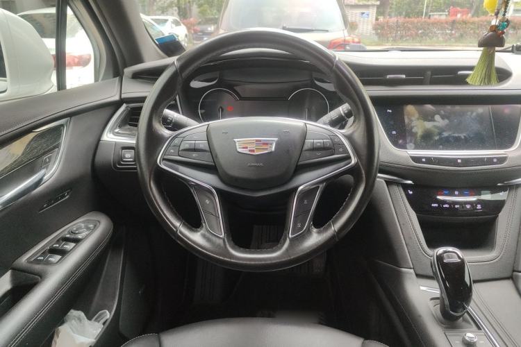 Used Cadillac XT5 2020 Revised Version 28T Luxury Edition Steering Wheel