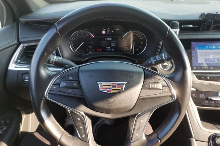 Used Cadillac XT5 2020 28T Four-Wheel Drive Luxury Version Steering Wheel