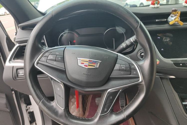 Used Cadillac XT5 2020 Revised Version 28T Luxury Edition Steering Wheel