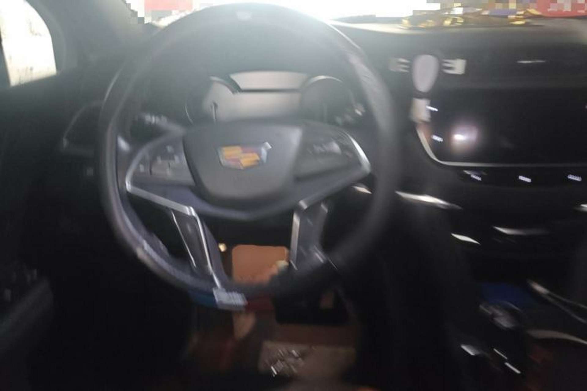 Used Cadillac XT5 2020 28T Luxury Version Steering Wheel