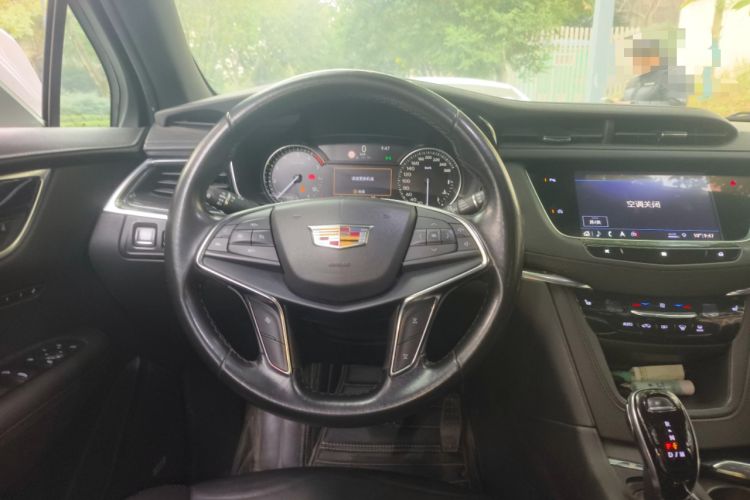 Used Cadillac XT5 2020 28T Four-Wheel Drive Luxury Version Steering Wheel