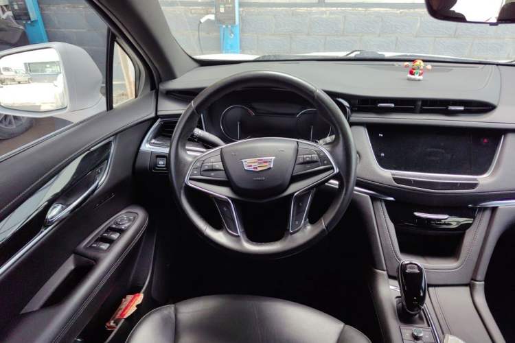 Used Cadillac XT5 2020 Revised Version 28T Four-Wheel Drive Luxury Edition Steering Wheel