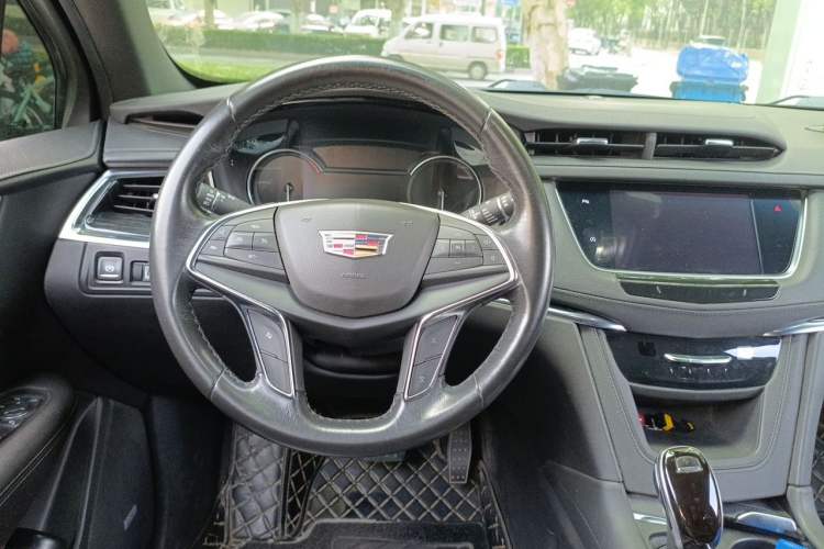 Used Cadillac XT5 2020 Revised Version 28T Luxury Edition Steering Wheel
