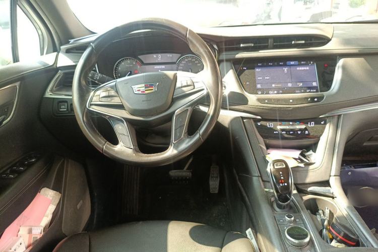 Used Cadillac XT5 2020 28T Four-Wheel Drive Tech Version Steering Wheel