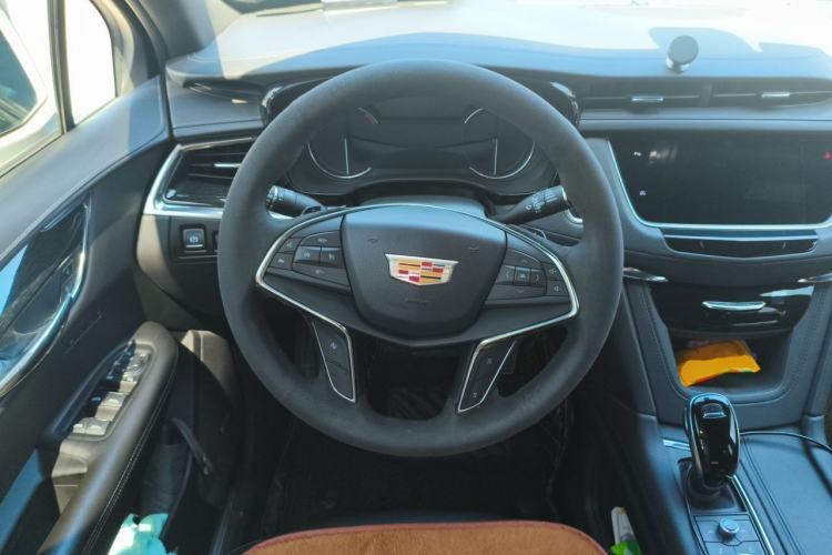Used Cadillac XT5 2020 Revised Version 28T Luxury Edition Steering Wheel