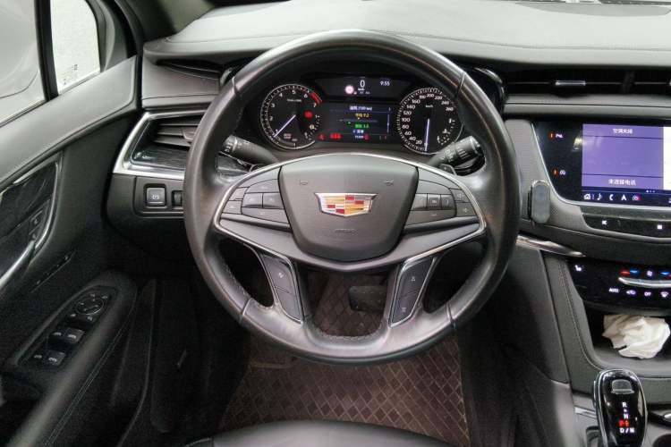 Used Cadillac XT5 2020 28T Luxury Version Steering Wheel