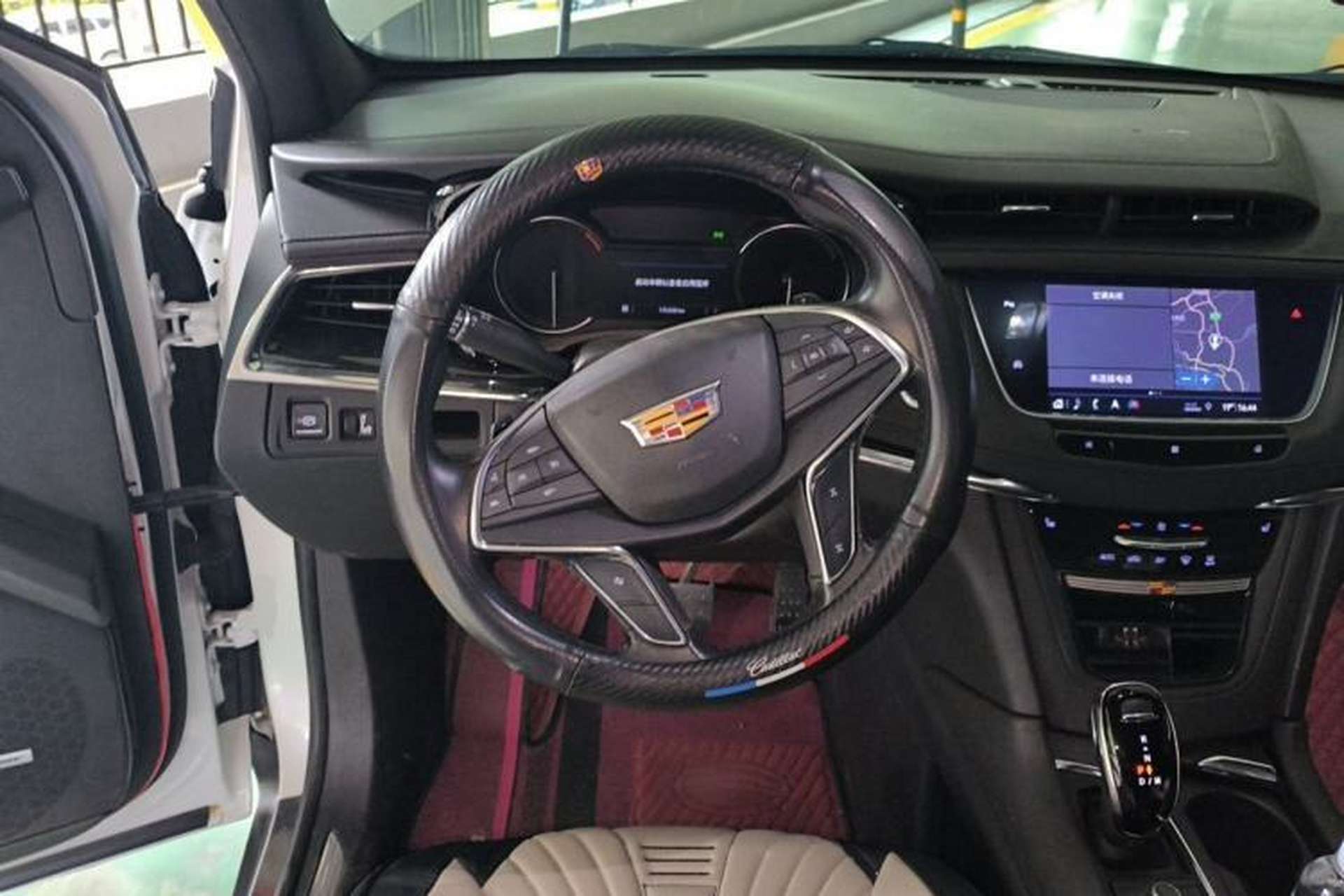Used Cadillac XT5 2020 28T Luxury Version Steering Wheel