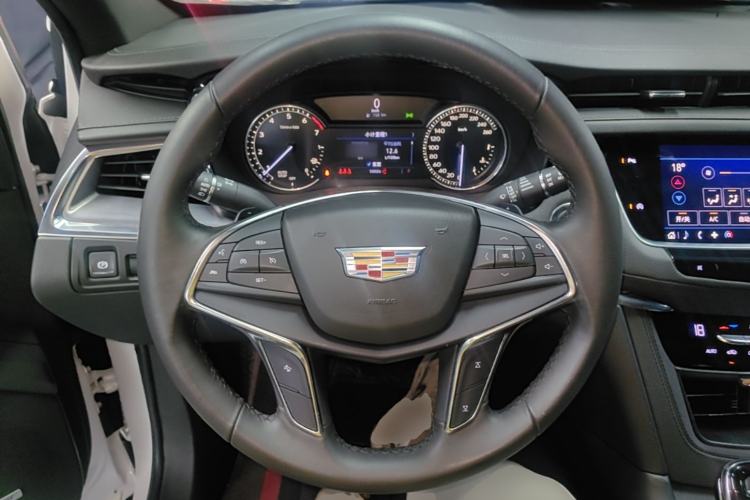 Used Cadillac XT5 2020 28T Tech Edition Steering Wheel
