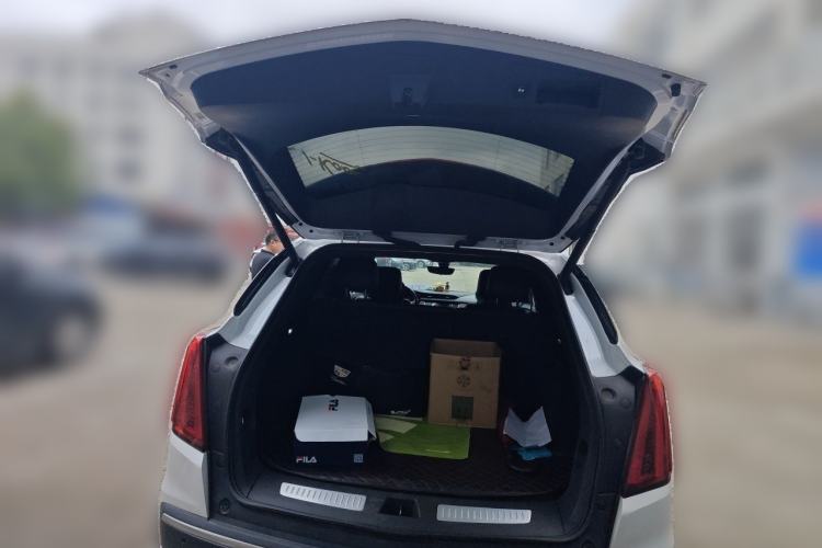 Used Cadillac XT5 2020 Revised Version 28T Tech Edition Trunk