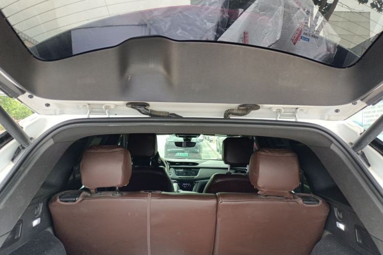 Used Cadillac XT5 2020 Revised Version 28T Luxury Edition Trunk