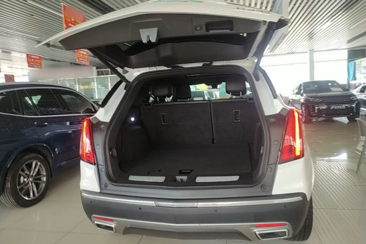 Used Cadillac XT5 2020 Revised Version 28T Luxury Edition Trunk