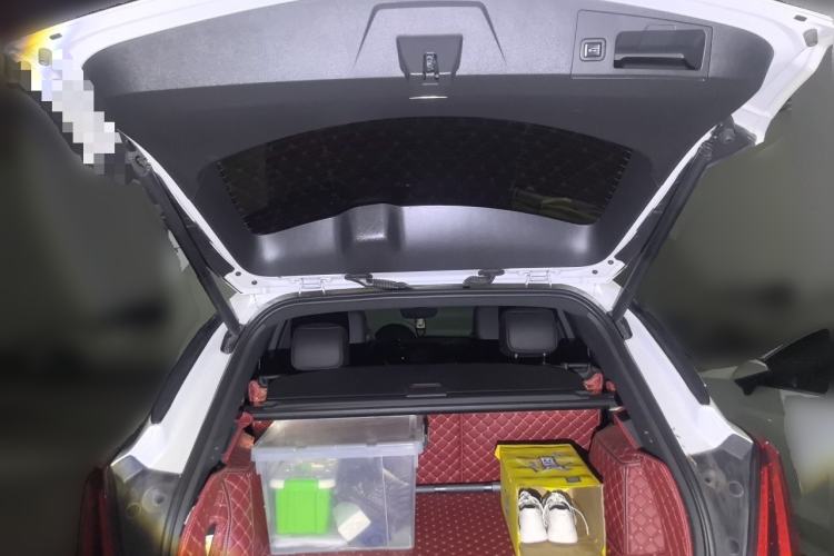 Used Cadillac XT5 2020 Revised Version 28T Luxury Edition Trunk