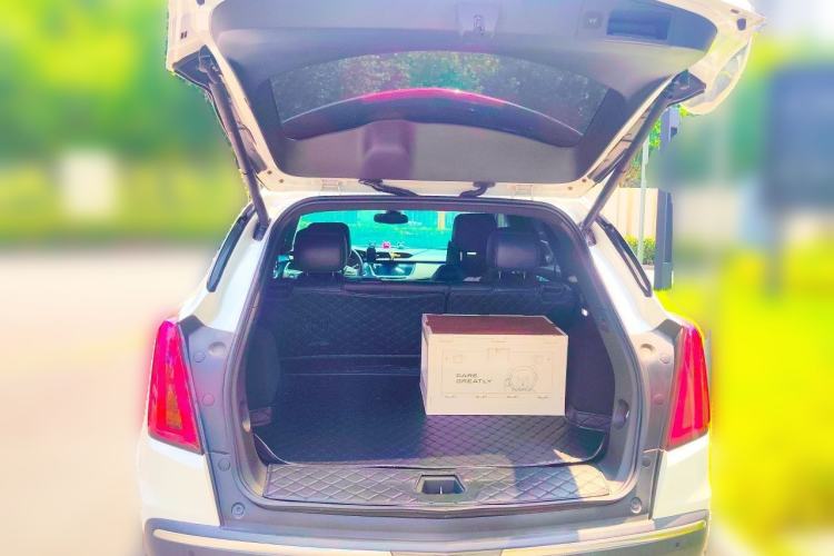 Used Cadillac XT5 2020 Revised Version 28T Luxury Edition Trunk