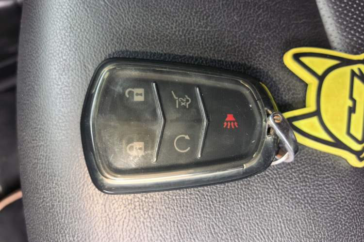 Used Cadillac XT5 2020 28T Luxury Version Vehicle Key