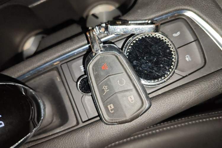 Used Cadillac XT5 2020 28T Luxury Version Vehicle Key