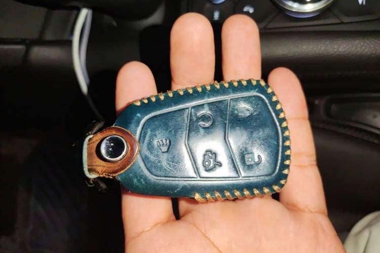 Used Cadillac XT5 2020 28T Luxury Version Vehicle Key