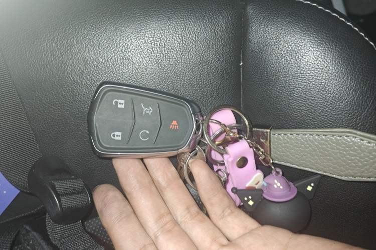 Used Cadillac XT5 2020 28T Luxury Version Vehicle Key