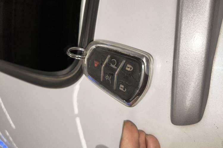 Used Cadillac XT5 2020 28T Luxury Version Vehicle Key