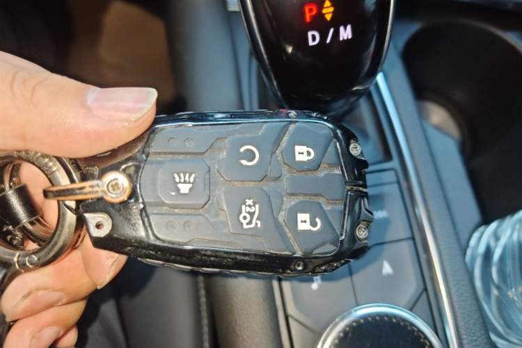Used Cadillac XT5 2020 28T 4x4 Leading Sport Model Vehicle Key