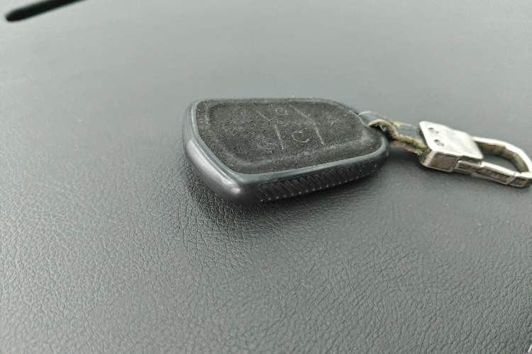 Used Cadillac XT5 2020 28T Luxury Version Vehicle Key
