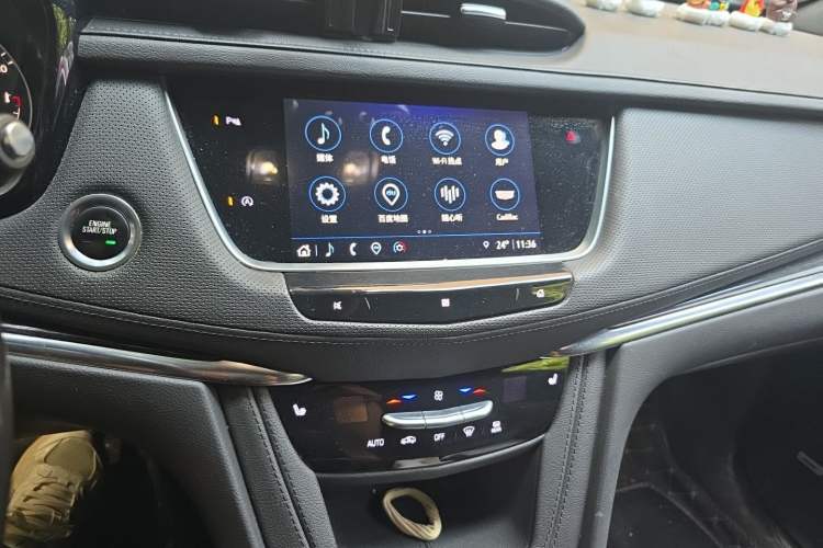 Used Cadillac XT5 2021 28T Luxury Model Audio And AC Panel