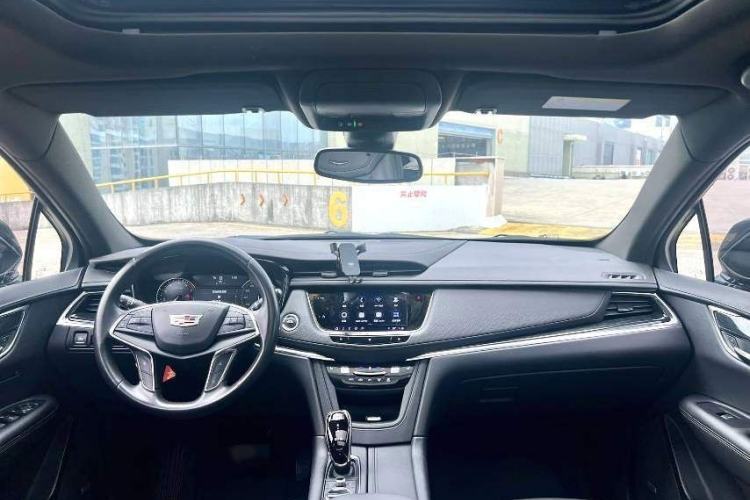 Used Cadillac XT5 2021 28T Luxury Model Audio And AC Panel