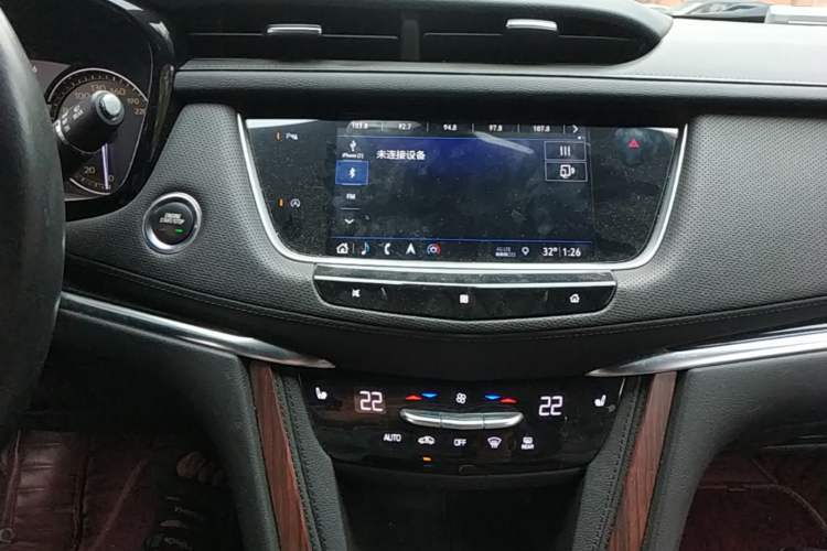 Used Cadillac XT5 2021 28T Luxury Model Audio And AC Panel