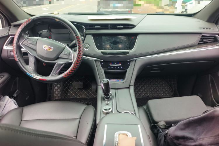 Used Cadillac XT5 2021 28T Four-Wheel Drive Luxury Version Center Console