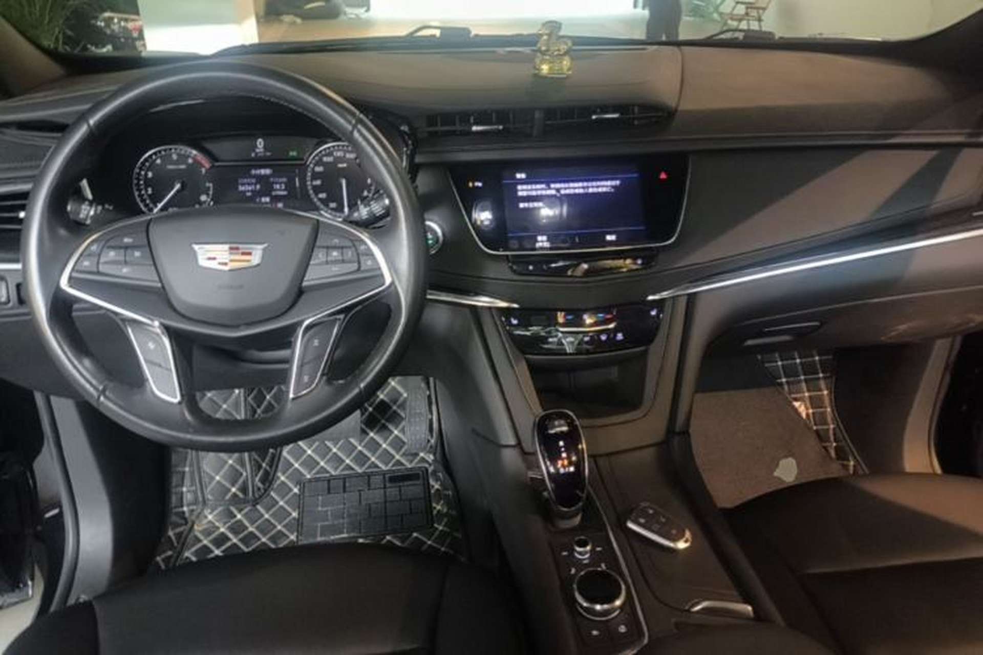 Used Cadillac XT5 2021 2.0T Four-Wheel Drive Luxury Version Center Console