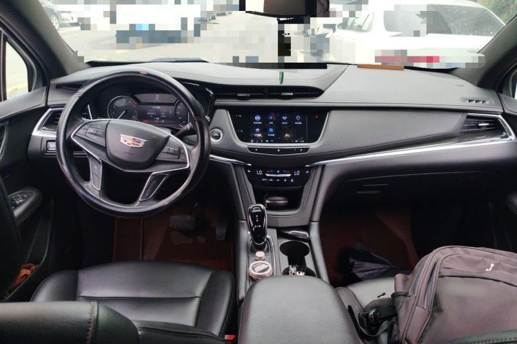 Used Cadillac XT5 2021 2.0T Four-Wheel Drive Luxury Version Center Console