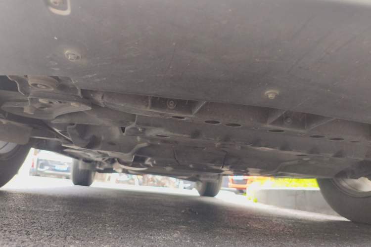 Used Cadillac XT5 2021 28T Luxury Model Chassis Front