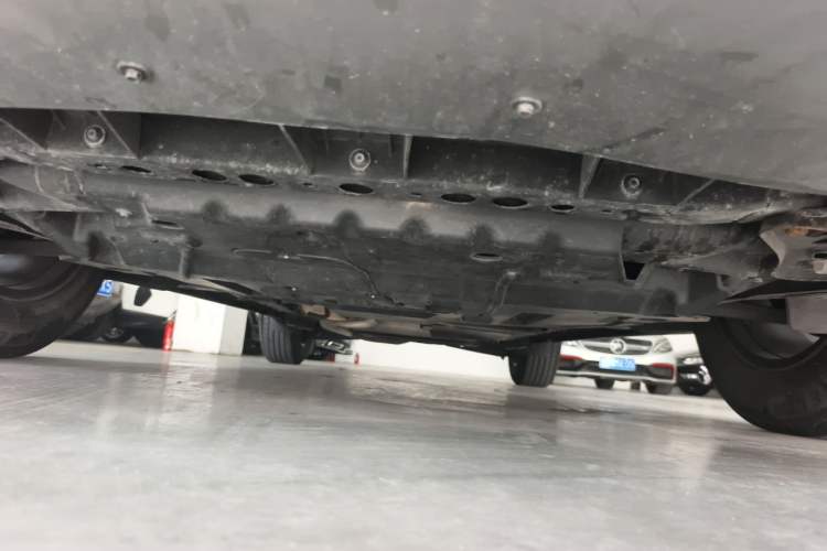 Used Cadillac XT5 2021 2.0T Two-Wheel Drive Luxury Version Chassis Front