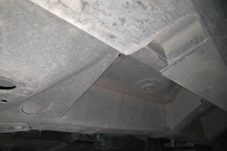 Used Cadillac XT5 2021 28T Luxury Model Chassis Front Left
