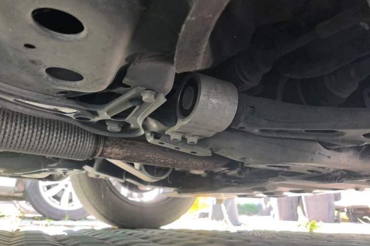 Used Cadillac XT5 2021 28T Luxury Model Chassis Front Right