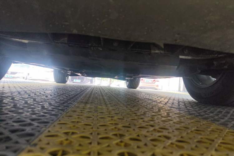 Used Cadillac XT5 2021 28T Luxury Model Chassis Front
