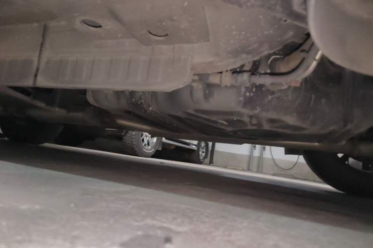 Used Cadillac XT5 2021 2.0T Two-Wheel Drive Luxury Version Chassis Rear Left