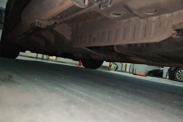 Used Cadillac XT5 2021 2.0T Two-Wheel Drive Luxury Version Chassis Rear Left