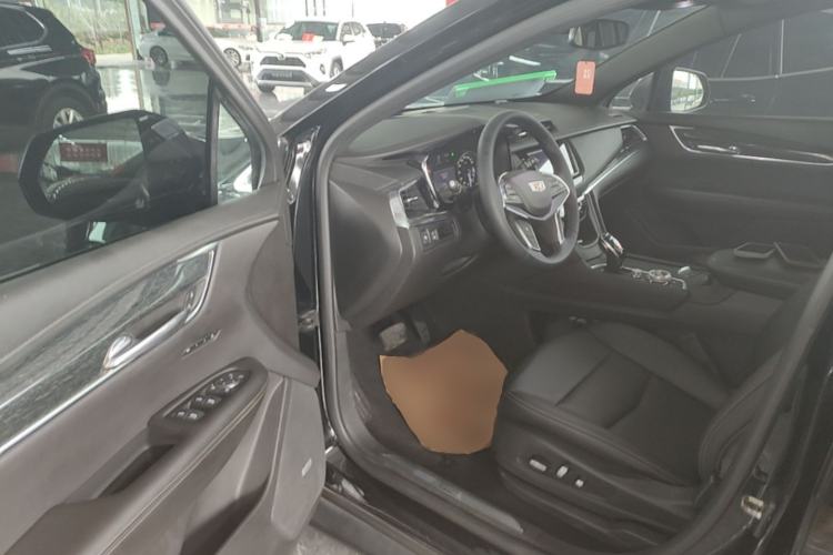 Used Cadillac XT5 2021 2.0T Two-Wheel Drive Luxury Version Driver Seat