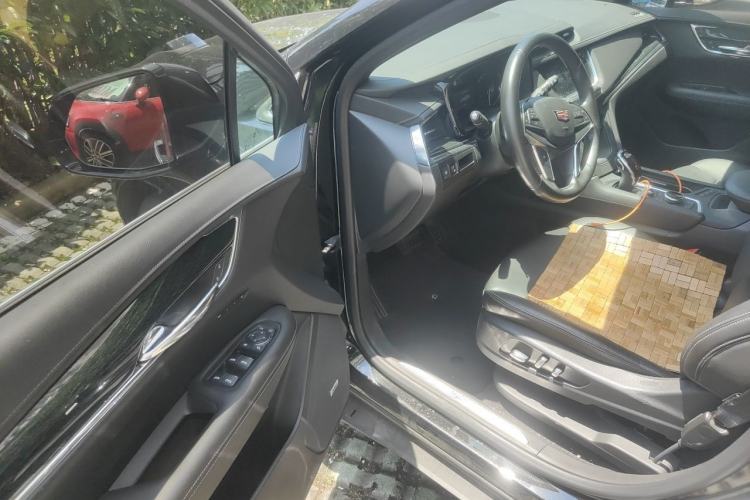 Used Cadillac XT5 2021 28T Four-Wheel Drive Luxury Version Driver Seat