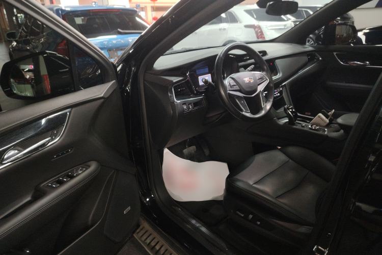 Used Cadillac XT5 2021 2.0T Two-Wheel Drive Luxury Version Driver Seat