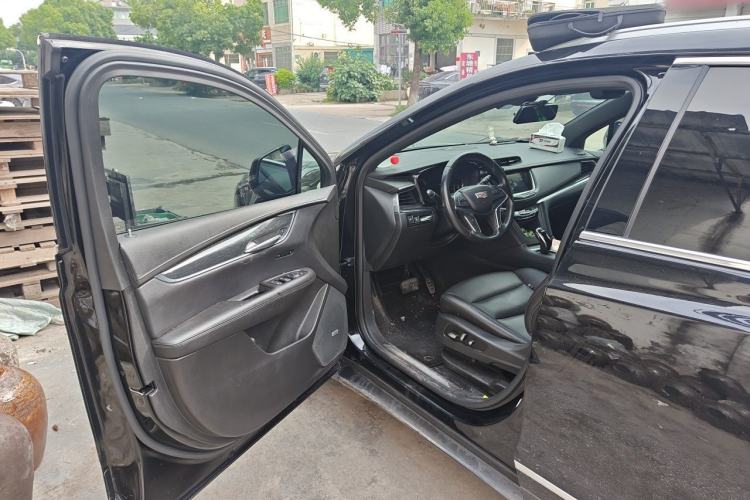 Used Cadillac XT5 2021 2.0T Two-Wheel Drive Luxury Version Driver Seat