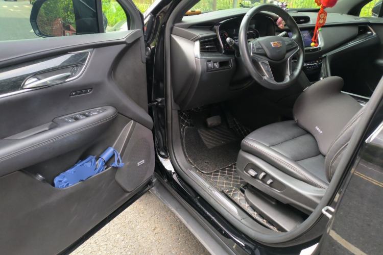 Used Cadillac XT5 2021 2.0T Two-Wheel Drive Luxury Version Driver Seat