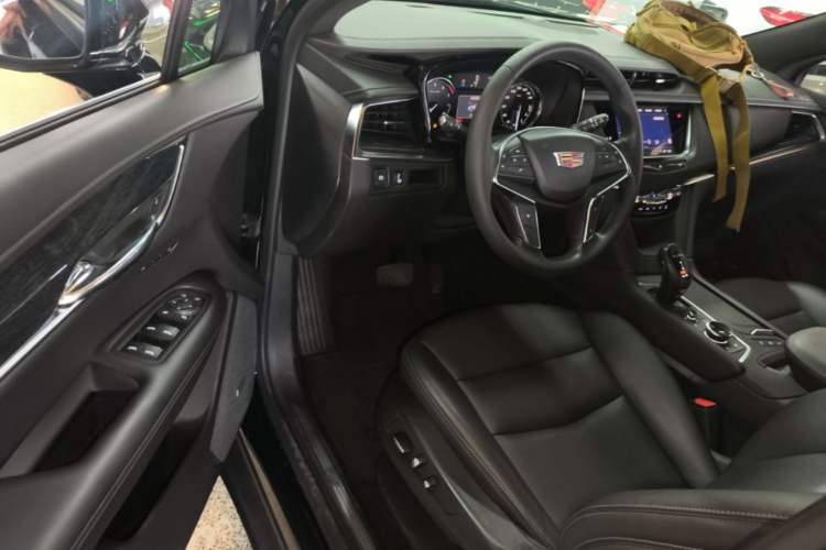 Used Cadillac XT5 2021 2.0T Four-Wheel Drive Luxury Version Driver Seat