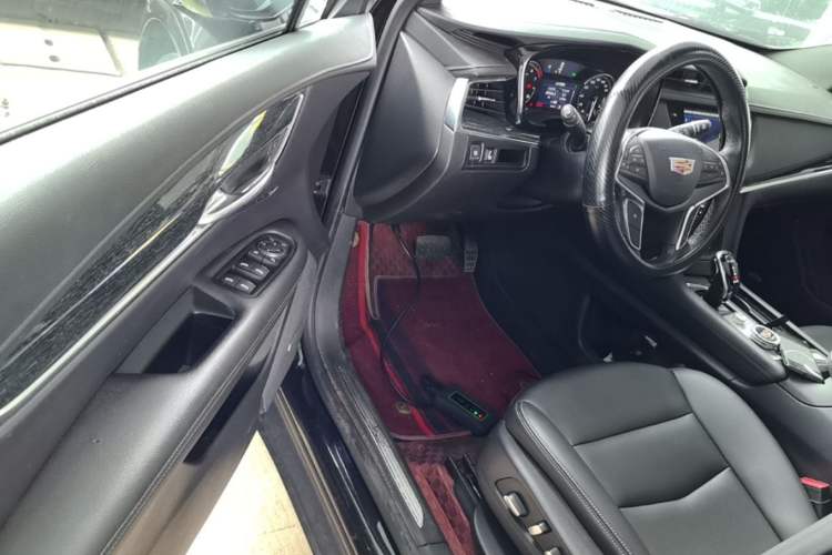 Used Cadillac XT5 2021 28T Four-Wheel Drive Luxury Version Driver Seat
