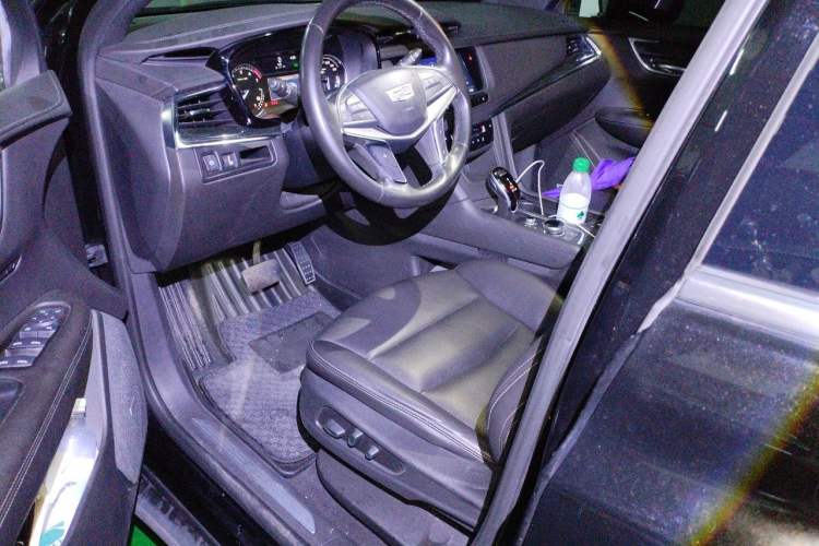 Used Cadillac XT5 2021 2.0T Two-Wheel Drive Luxury Version Driver Seat