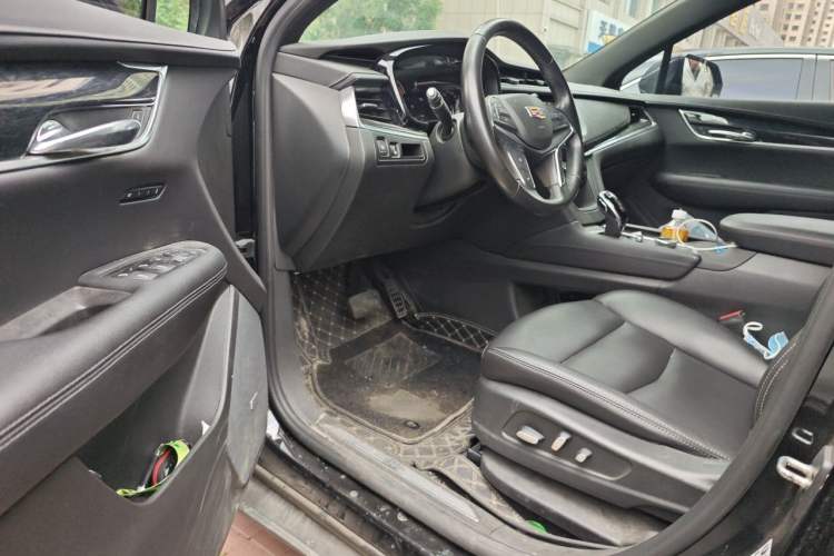 Used Cadillac XT5 2021 2.0T Two-Wheel Drive Luxury Version Driver Seat