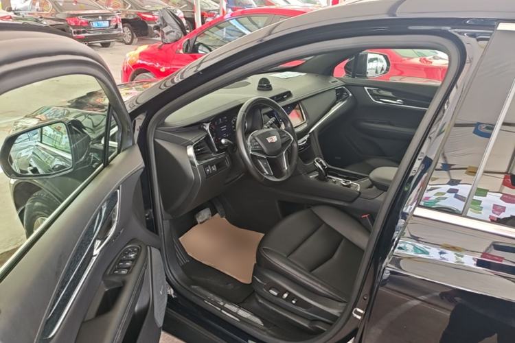 Used Cadillac XT5 2021 2.0T Four-Wheel Drive Luxury Version Driver Seat
