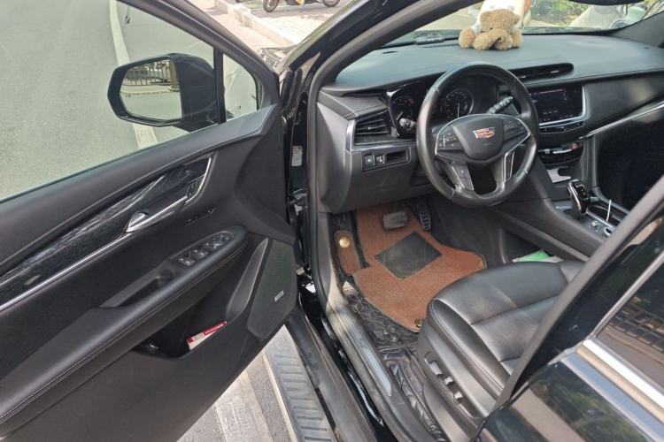 Used Cadillac XT5 2021 2.0T Two-Wheel Drive Luxury Version Driver Seat